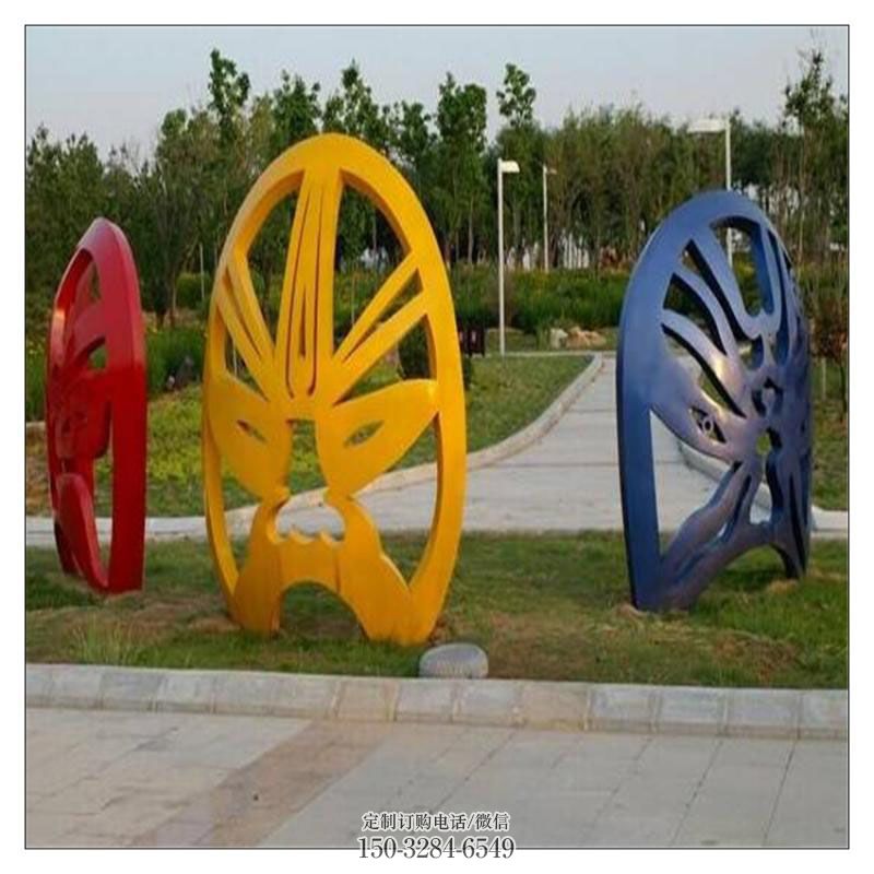 广场雕塑专供-小品实景-镂空面具雕塑